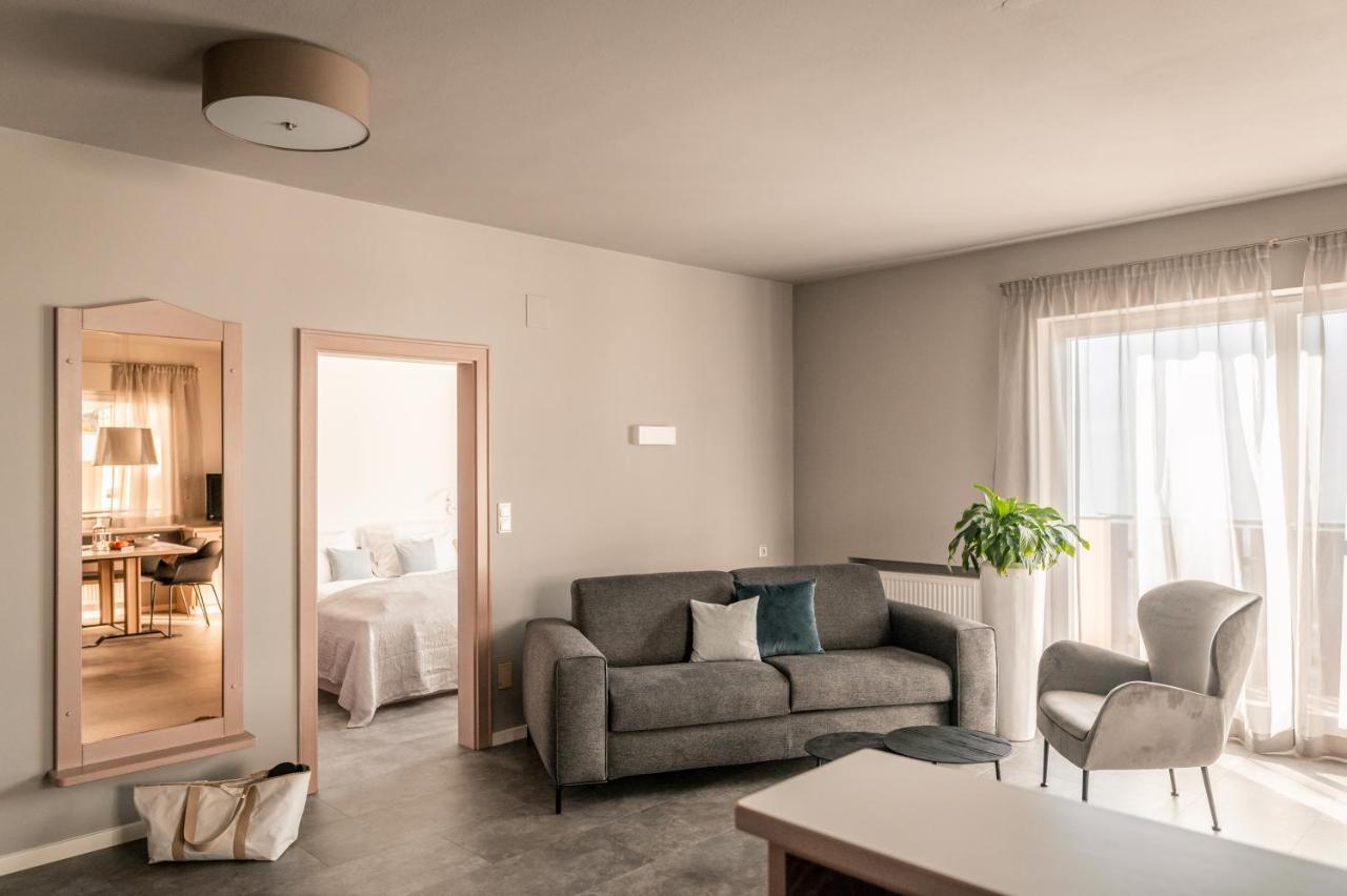 Apartmenthotel Ritterhof Suites & Breakfast เชนนา ภายนอก รูปภาพ